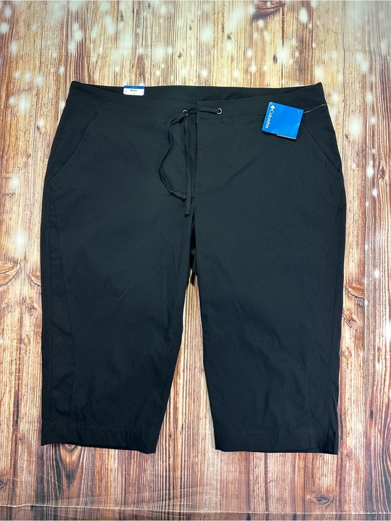 Columbia Pants - NWT Columbia Women’s Anytime Outdoor Capri Black Size 20W